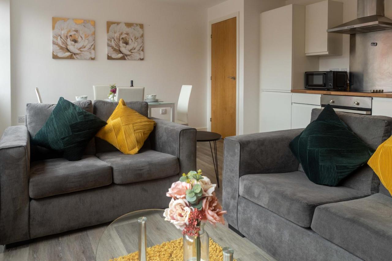 Comfort Apartments - Ideal For Contractors ดาร์บี ภายนอก รูปภาพ